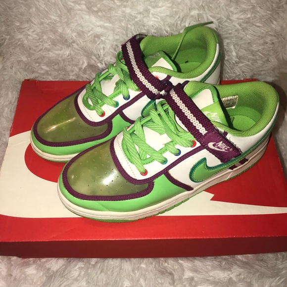 nike dunks buzz